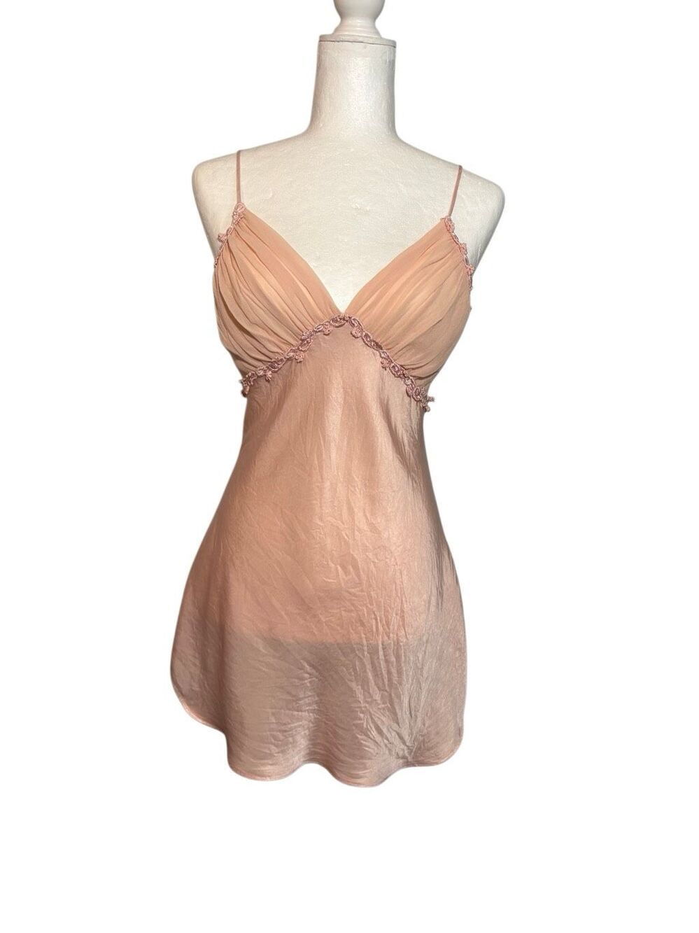 Vintage Victoria’s Secret Gold Label peach silk and chiffon chemise - S